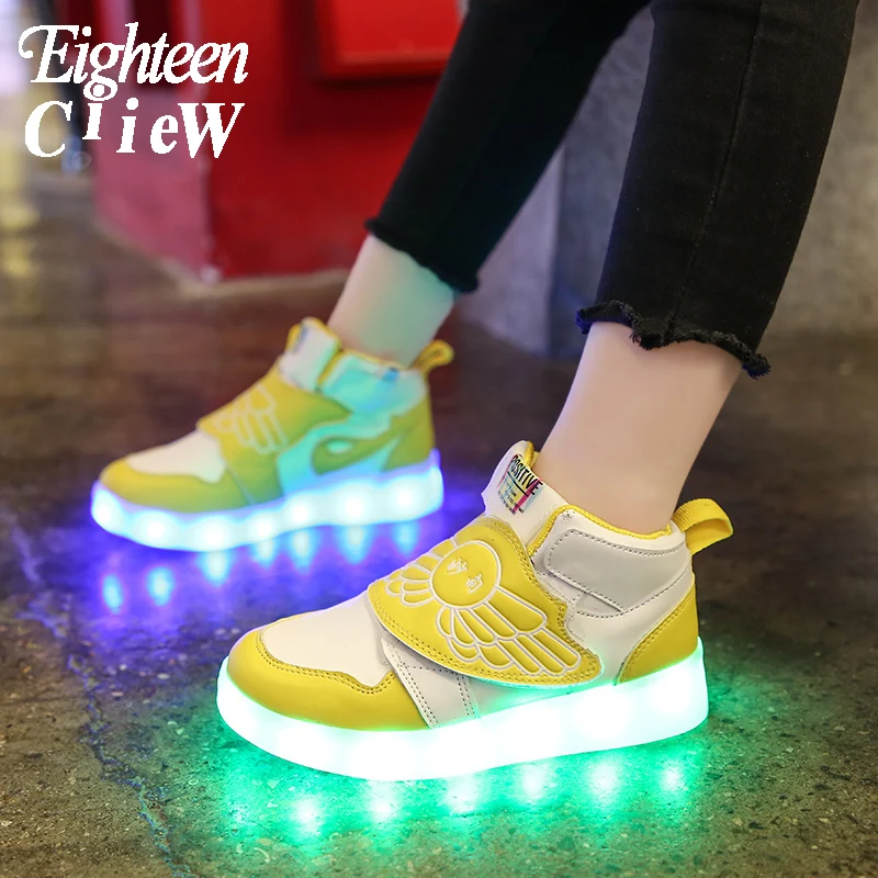 Size 25-31 New USB Charger Children Glowing Shoes Led Luminous Sneakers Kids Shoes Baby Light Up Sport Casual Running Sneakers
Size 25-31 New USB Charger Children Glowing Shoes Led Luminous Sneakers Kids Shoes Baby Light Up Sport Casual Running Sneakers