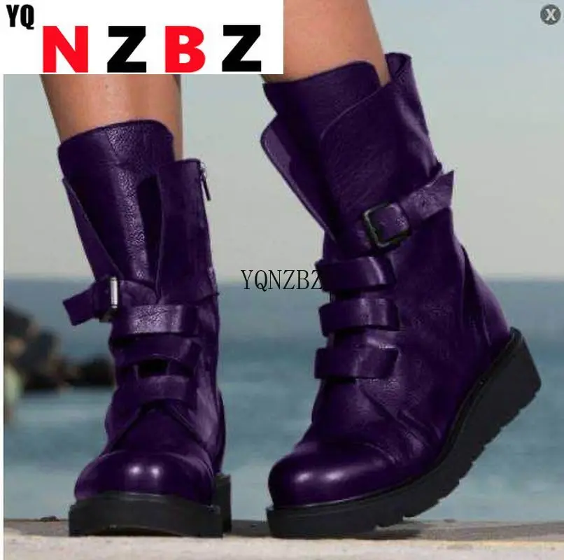 Женские кожаные ботинки с цепочкой, черные ботинки на платформе, на блочном каблуке, в готическом стиле, в стиле панк, на осень 
Женские кожаные ботинки с цепочкой, черные ботинки на платформе, на блочном каблуке, в готическом стиле, в стиле панк, на осень