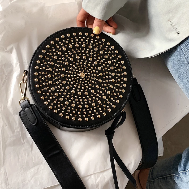 2021 New Crossbody Bags for Women Personality Small Rivet Circular PU Leather All-match Shoulder Bag Fashion Tide Chain Bag
2021 New Crossbody Bags for Women Personality Small Rivet Circular PU Leather All-match Shoulder Bag Fashion Tide Chain Bag