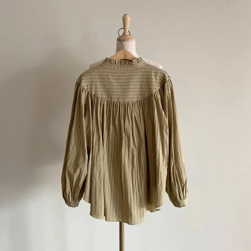Autumn Lantern Sleeve Women Blouse Casual Patchwork Stand Collar Pleated Fashion Women's Shirts Solid Single Breasted Blusas
Autumn Lantern Sleeve Women Blouse Casual Patchwork Stand Collar Pleated Fashion Women's Shirts Solid Single Breasted Blusas
