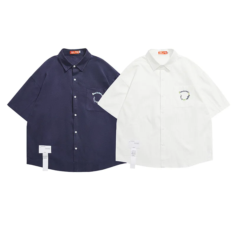 It's not vulgar. 2021 summer new shirt arc hem embroidery trend short sleeve shirt fashion man 
It's not vulgar. 2021 summer new shirt arc hem embroidery trend short sleeve shirt fashion man