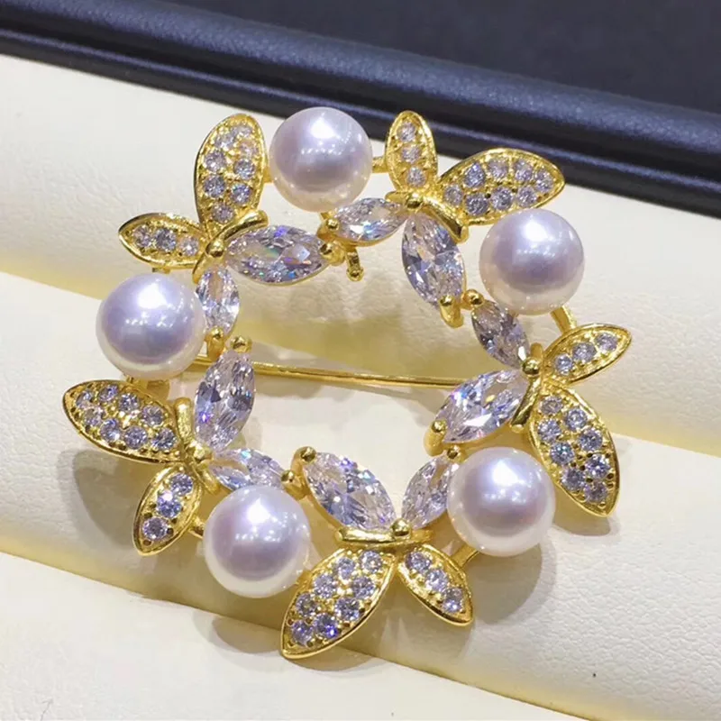 Delicate Iris Brooch Pins Vintage Pearl Jewlery for Women Suit Shirts Elegant Crystal Brooch Gifts Dedsign Cloth Accessories
Delicate Iris Brooch Pins Vintage Pearl Jewlery for Women Suit Shirts Elegant Crystal Brooch Gifts Dedsign Cloth Accessories