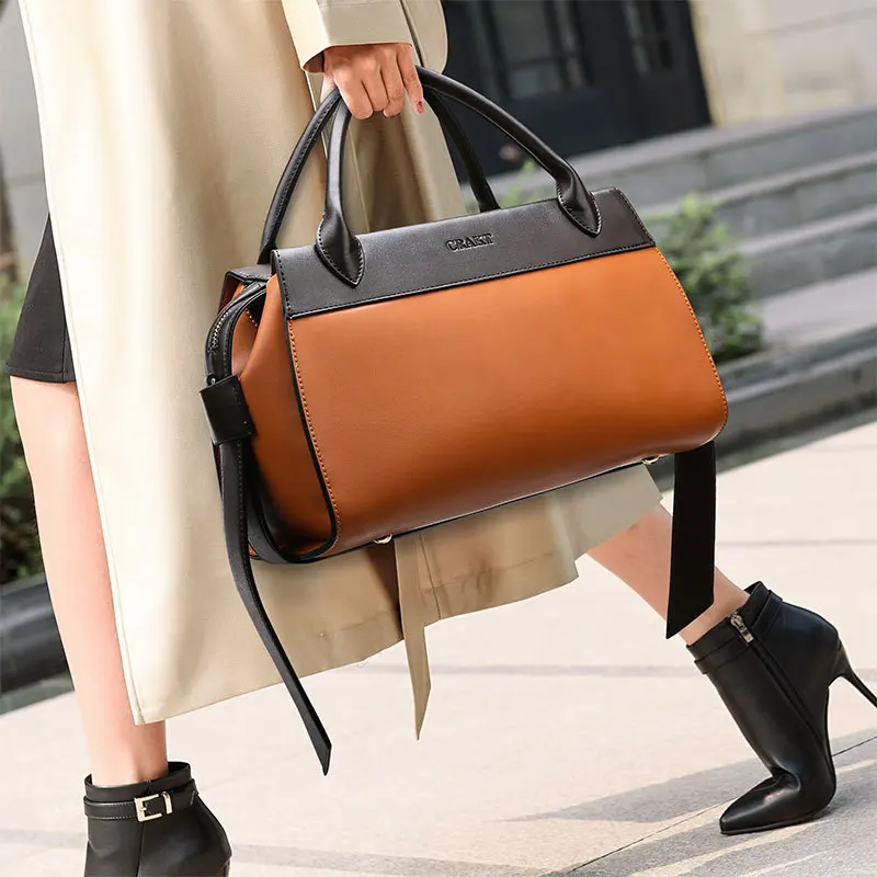 2021 New Fashion Famous Luxury Brand High-quality Contrast Cross-body Shoulder Bag Large-capacity All-match Handbag Sac Luxe Cc
2021 New Fashion Famous Luxury Brand High-quality Contrast Cross-body Shoulder Bag Large-capacity All-match Handbag Sac Luxe Cc