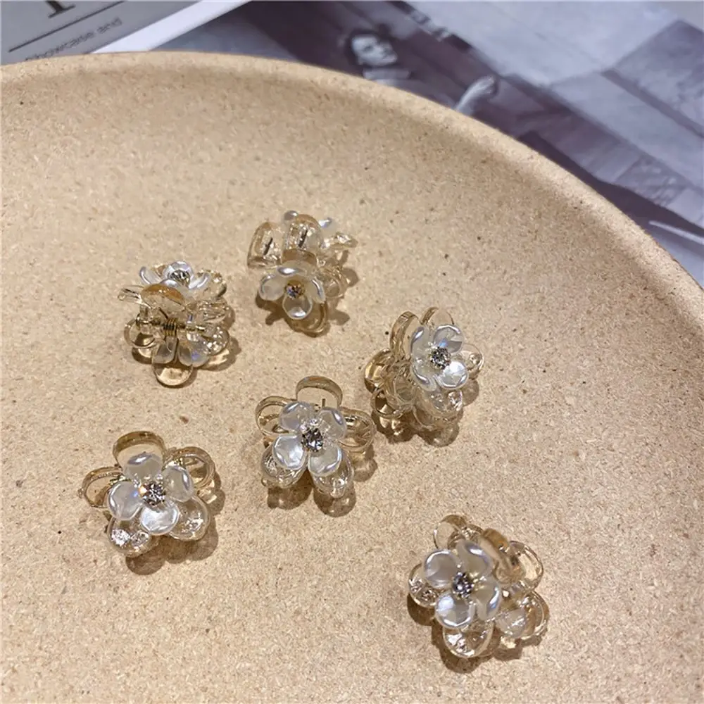 Sweet Mini Flower Shape Hair Clips for Women Girls Hair Claw Chic Barrettes Claw Crab Hairpins Styling Bohemia Hair Accessories
Sweet Mini Flower Shape Hair Clips for Women Girls Hair Claw Chic Barrettes Claw Crab Hairpins Styling Bohemia Hair Accessories