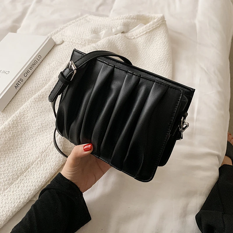 Мягкие Модные женские дизайнерские плиссированные Сумки из искусственной кожи, однотонные роскошные дизайнерские сумки на плечо, женская ... 
Мягкие Модные женские дизайнерские плиссированные Сумки из искусственной кожи, однотонные роскошные дизайнерские сумки на плечо, женская ...