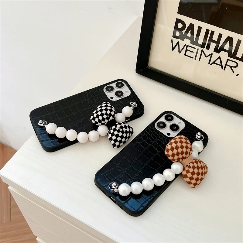 Fashion Pearl Wristband Case For Huawei V20 Y5 Y6 Y9 Honor 7A 8E 8S 9X 20 Enjoy 9 9S Nova 5 5i Pro 7 SE Mate 30 40 P20 40 Lite 
Fashion Pearl Wristband Case For Huawei V20 Y5 Y6 Y9 Honor 7A 8E 8S 9X 20 Enjoy 9 9S Nova 5 5i Pro 7 SE Mate 30 40 P20 40 Lite