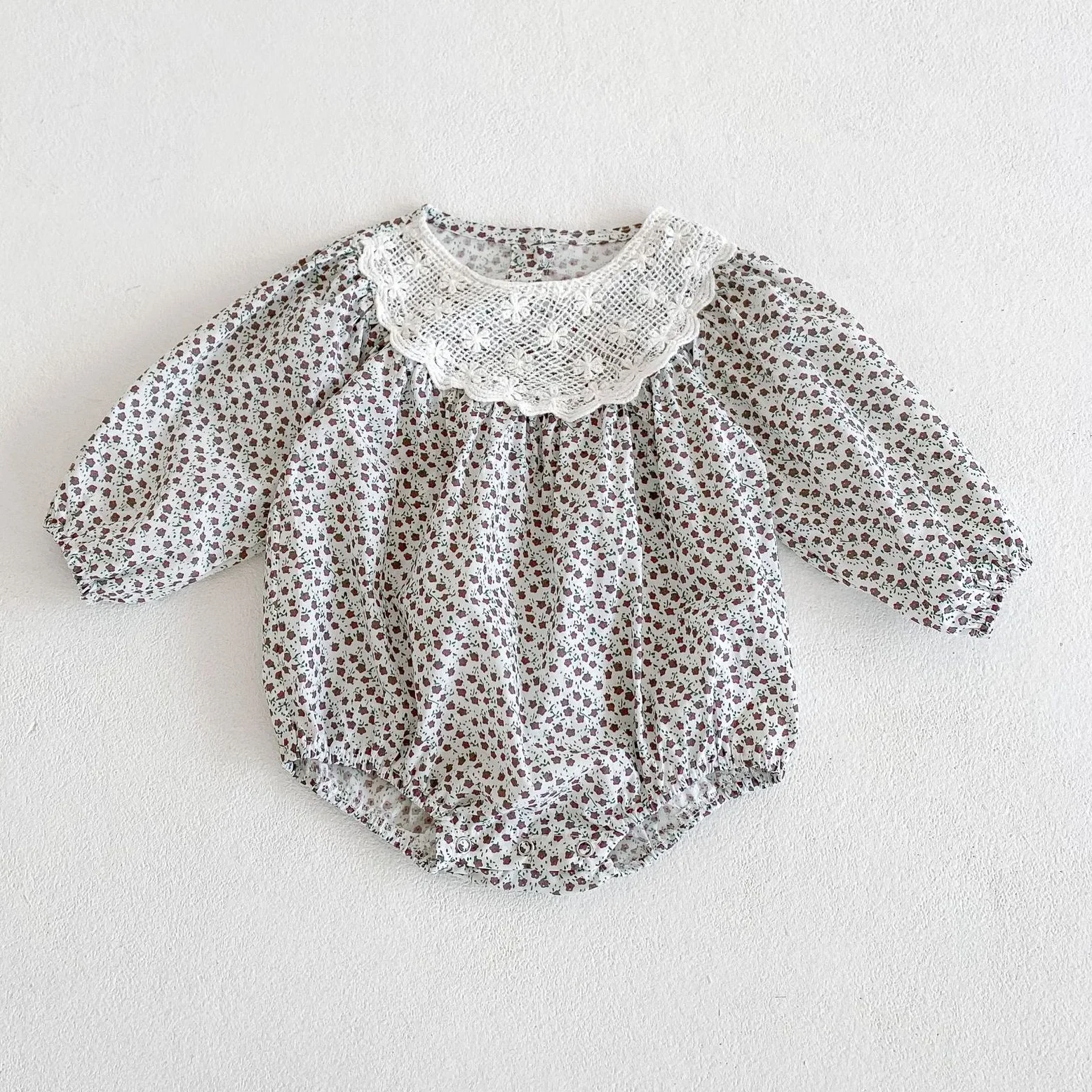 WLG Girls Romper Baby Clothes Spring Fall Floral Printed Lace Ruffle Long Sleeve Rompers Toddler Girl Clothes
WLG Girls Romper Baby Clothes Spring Fall Floral Printed Lace Ruffle Long Sleeve Rompers Toddler Girl Clothes