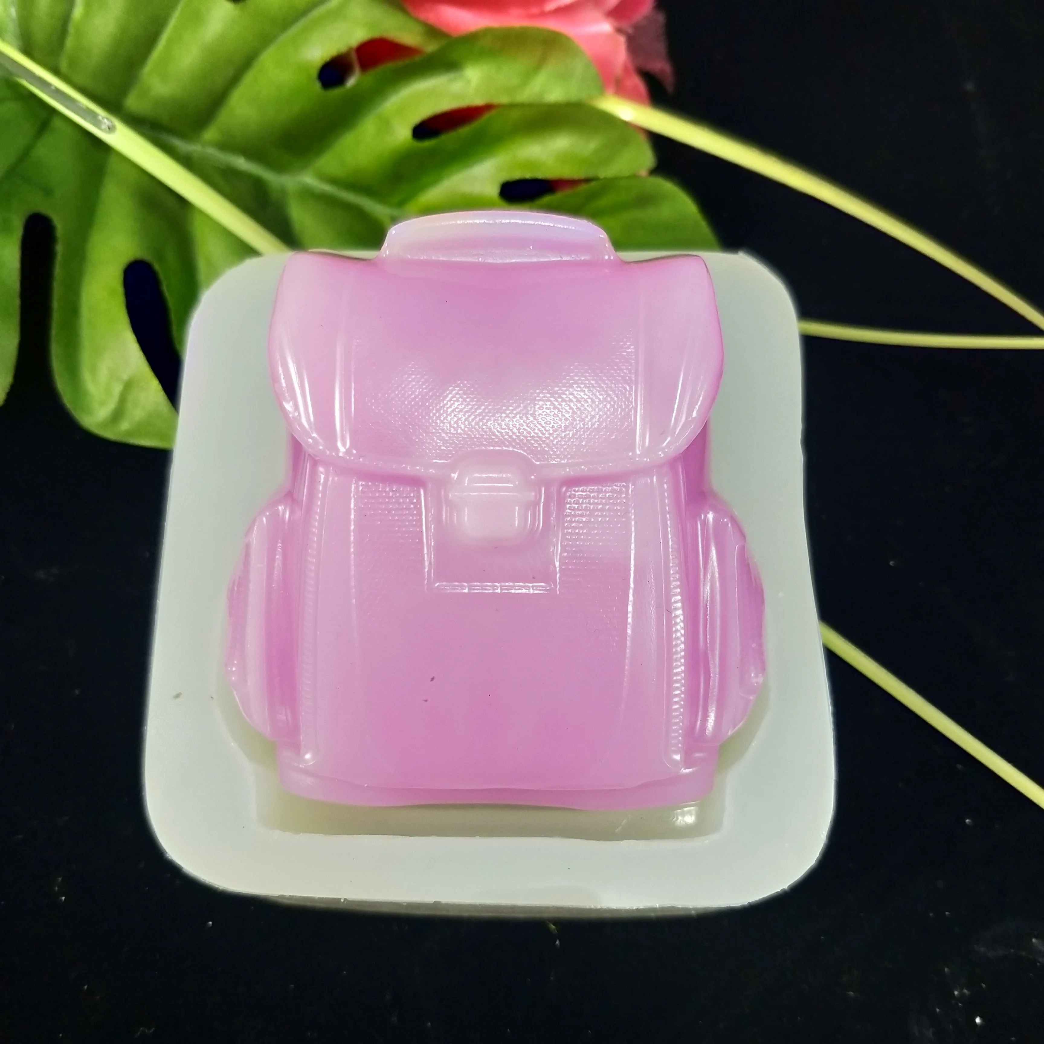 PRZY QT0239 Bag Mould Soap Mold Mould Shoulder Bag Backpack Moulds Silicone Molds DIY Eco-friendly FDA,EEC,LFGB,CIQ,CE / EU,SGS
PRZY QT0239 Bag Mould Soap Mold Mould Shoulder Bag Backpack Moulds Silicone Molds DIY Eco-friendly FDA,EEC,LFGB,CIQ,CE / EU,SGS