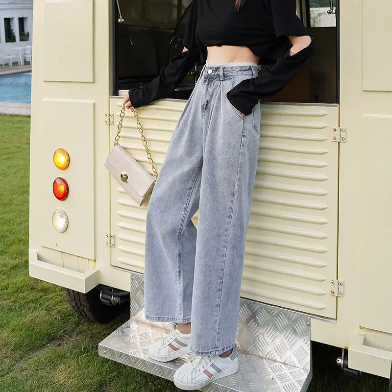 2021 new lace edge Wide Leg Jeans female loose Korean student high waist Japanese straight tube show thin versatile trend
2021 new lace edge Wide Leg Jeans female loose Korean student high waist Japanese straight tube show thin versatile trend