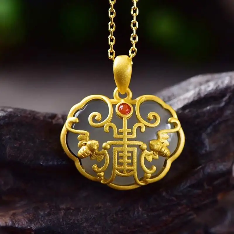 Natural Hetian Smoke Purple Ruyi Inlaid 925 Sterling Silver Ancient Style Thick Gold Pendant Fu Lu Shou Picture Color Retention
Natural Hetian Smoke Purple Ruyi Inlaid 925 Sterling Silver Ancient Style Thick Gold Pendant Fu Lu Shou Picture Color Retention