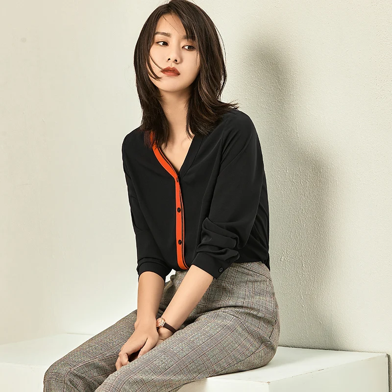 Spring Light Mature Woman Top 2021 New Korean Style Chiffon Shirt Loose Shirt Retro Hong Kong Style Design Sense Niche
Spring Light Mature Woman Top 2021 New Korean Style Chiffon Shirt Loose Shirt Retro Hong Kong Style Design Sense Niche