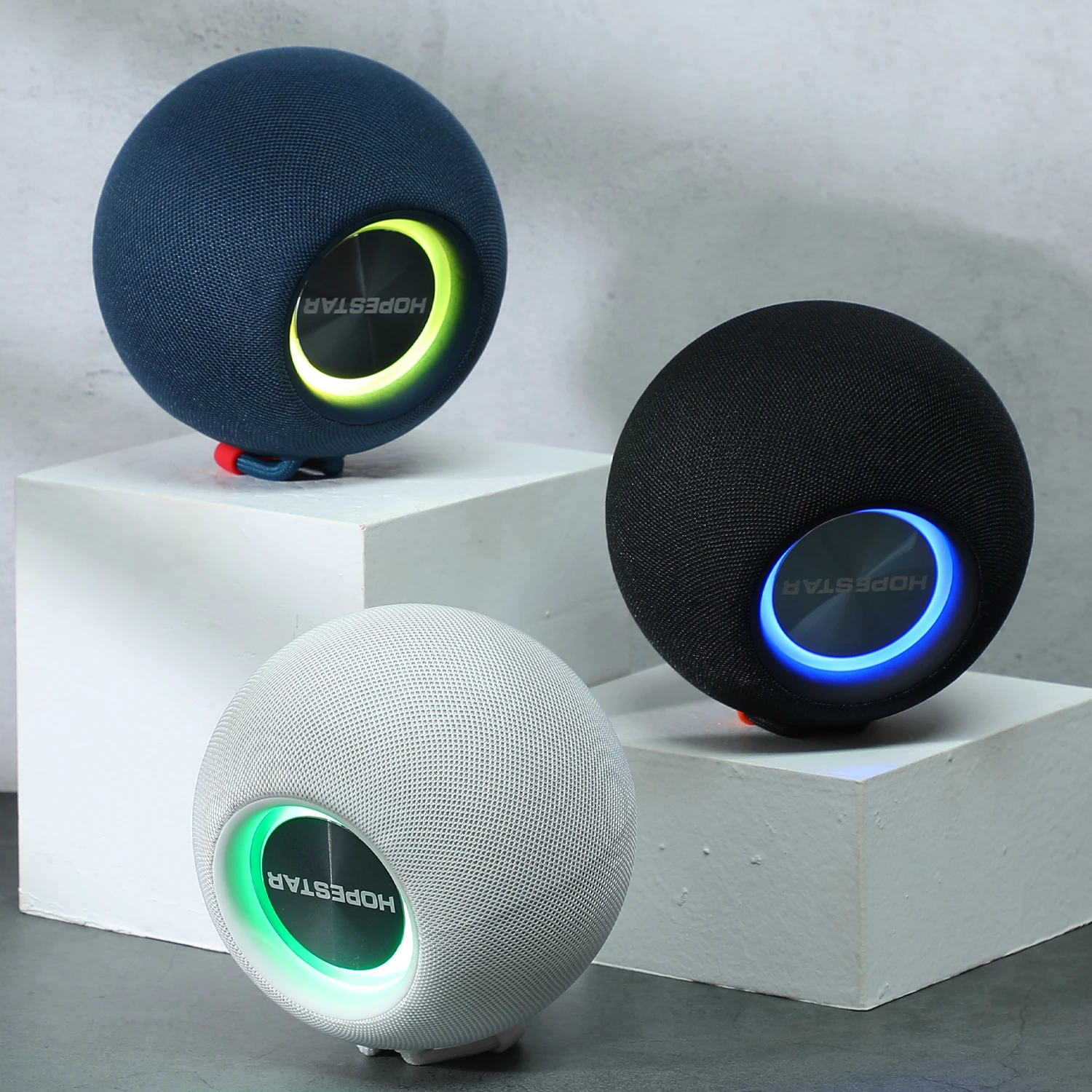 H52 Bluetooth Speaker Waterproof Outdoor Portable Portable Subwoofer with Colorful Lights Wireless Speaker
H52 Bluetooth Speaker Waterproof Outdoor Portable Portable Subwoofer with Colorful Lights Wireless Speaker