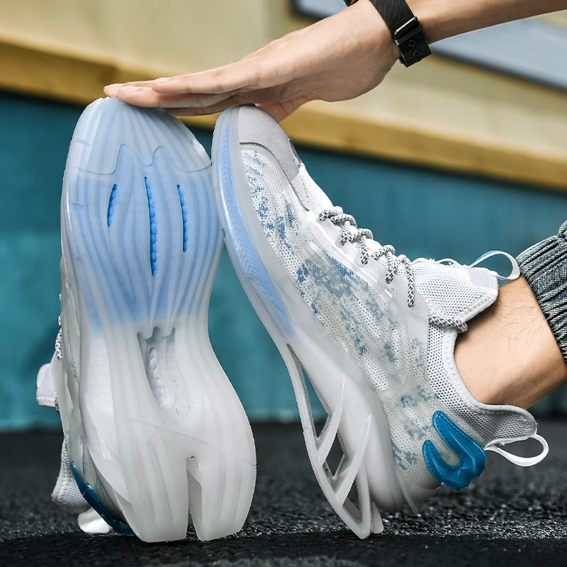 Fashion Men's Reflective Casual Shoes Breathable Blade Sneakers High Quality Antiskid Damping Sports Shoes Training Zapatillas
Fashion Men's Reflective Casual Shoes Breathable Blade Sneakers High Quality Antiskid Damping Sports Shoes Training Zapatillas