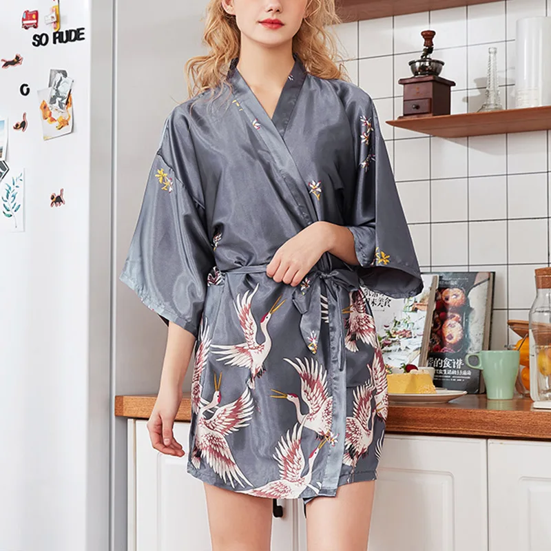 Ladies Sexy Home Loose Short Section Thin Cardigan Strap Printing Mid Sleeve Night Gown Comfy Robes
Ladies Sexy Home Loose Short Section Thin Cardigan Strap Printing Mid Sleeve Night Gown Comfy Robes