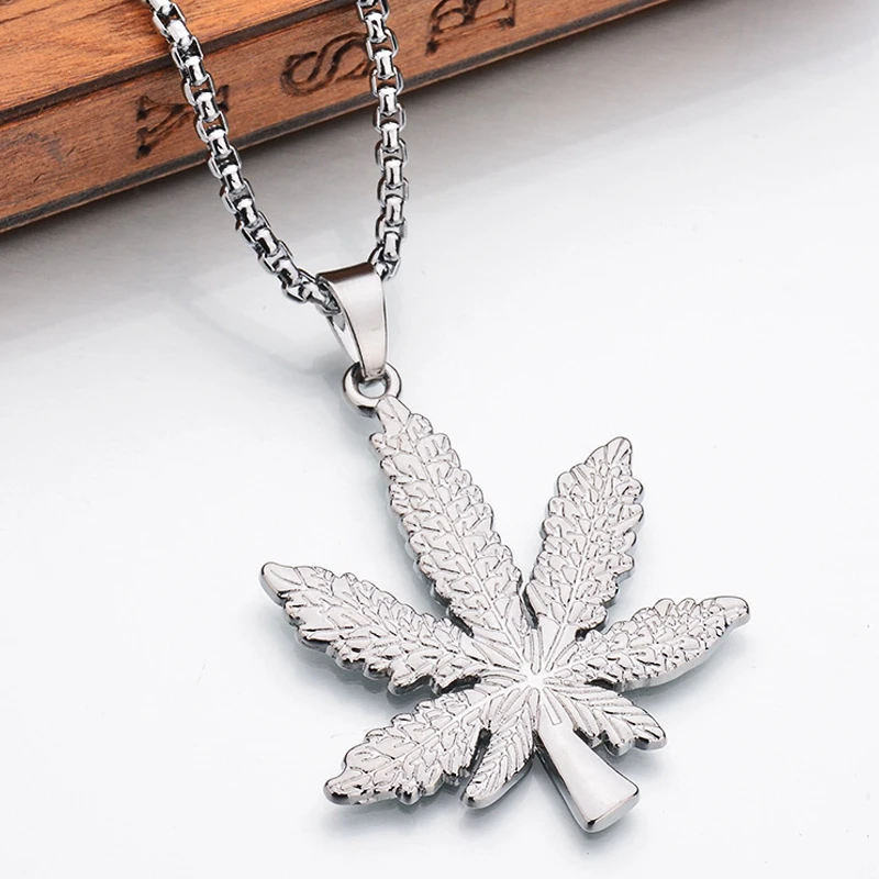 Gothic minimalist stainless steel maple leaf pendant necklace creative maple leaf necklace for men and women party jewelry gift
Gothic minimalist stainless steel maple leaf pendant necklace creative maple leaf necklace for men and women party jewelry gift