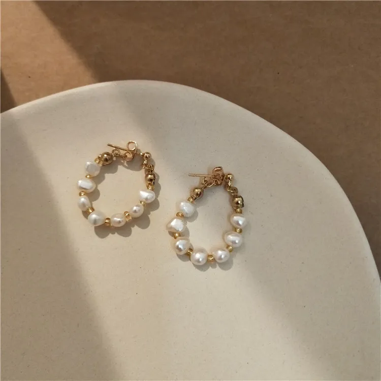 Temperament Gentle Pearl Earrings, High-End Sense of Thin Temperament, French Cold Wind Circle Super Fairy Earrings
Temperament Gentle Pearl Earrings, High-End Sense of Thin Temperament, French Cold Wind Circle Super Fairy Earrings