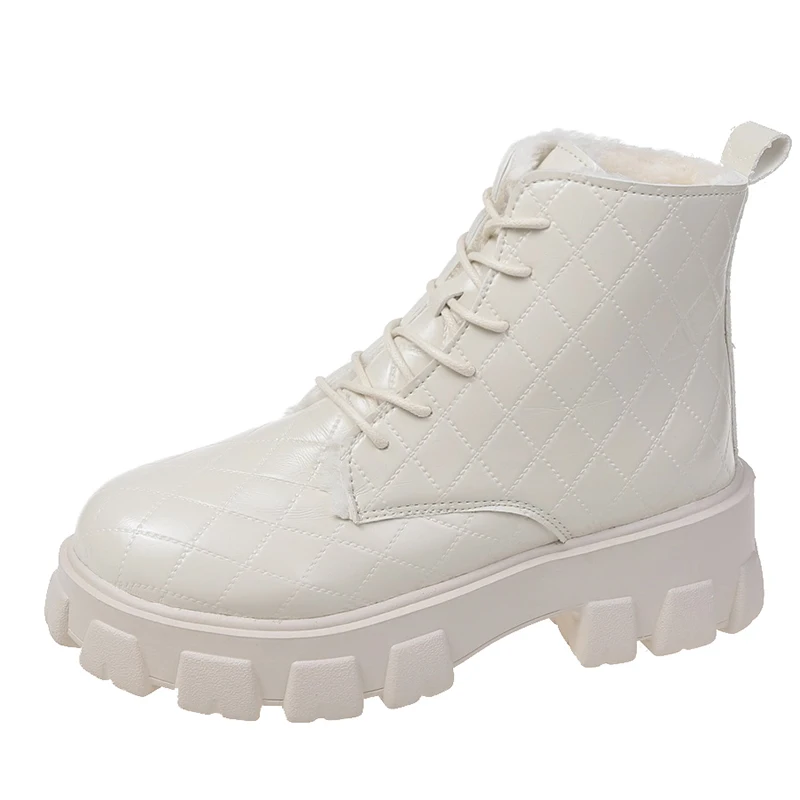 Martin boots female 2020 New England winter wind round head thick bottom thick with short boots with cotton and wool warm boots
Martin boots female 2020 New England winter wind round head thick bottom thick with short boots with cotton and wool warm boots