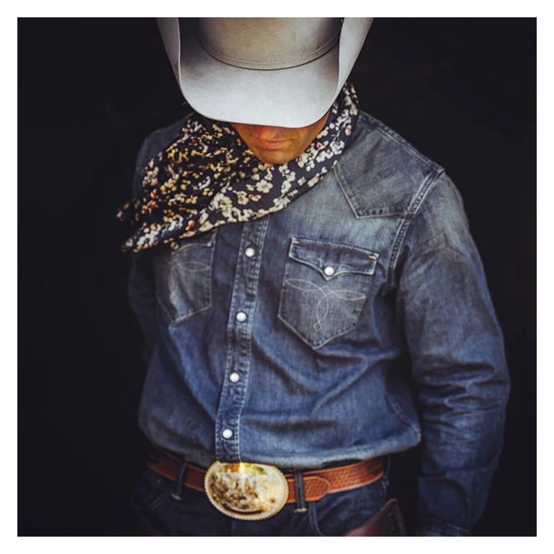 Men's Denim Coat Embroidery Washed Denim Shirt for Men Long Sleeved Vintage Denim Blouse New Style Casual Tops Men Cowboy Shirt
Men's Denim Coat Embroidery Washed Denim Shirt for Men Long Sleeved Vintage Denim Blouse New Style Casual Tops Men Cowboy Shirt