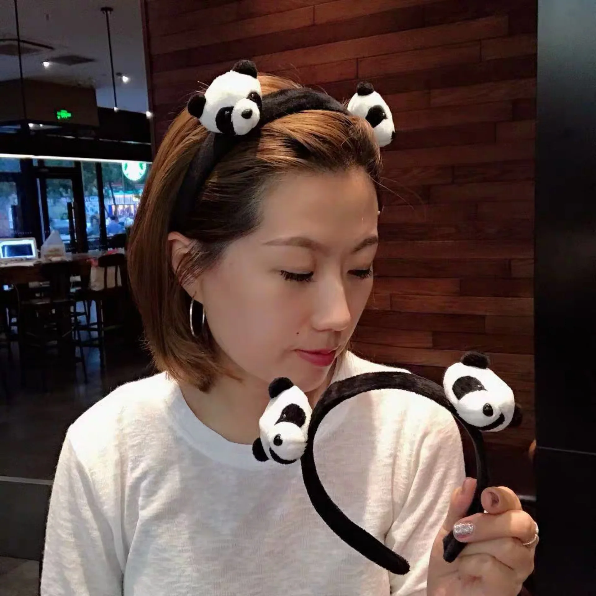 12pcs/lot Cute Panda Furry Doll Kids Grown-up Party Headdress hair hoop Headband Hairband Birthday Festival Party Costume Favor
12pcs/lot Cute Panda Furry Doll Kids Grown-up Party Headdress hair hoop Headband Hairband Birthday Festival Party Costume Favor