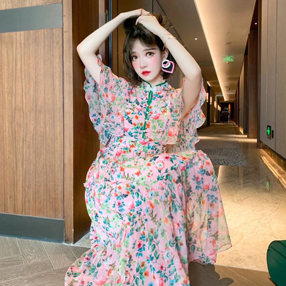 Miuco Chinese style stand collar retro classic floral medium length Ruffle Dress women's new style in spring and summer 2021
Miuco Chinese style stand collar retro classic floral medium length Ruffle Dress women's new style in spring and summer 2021