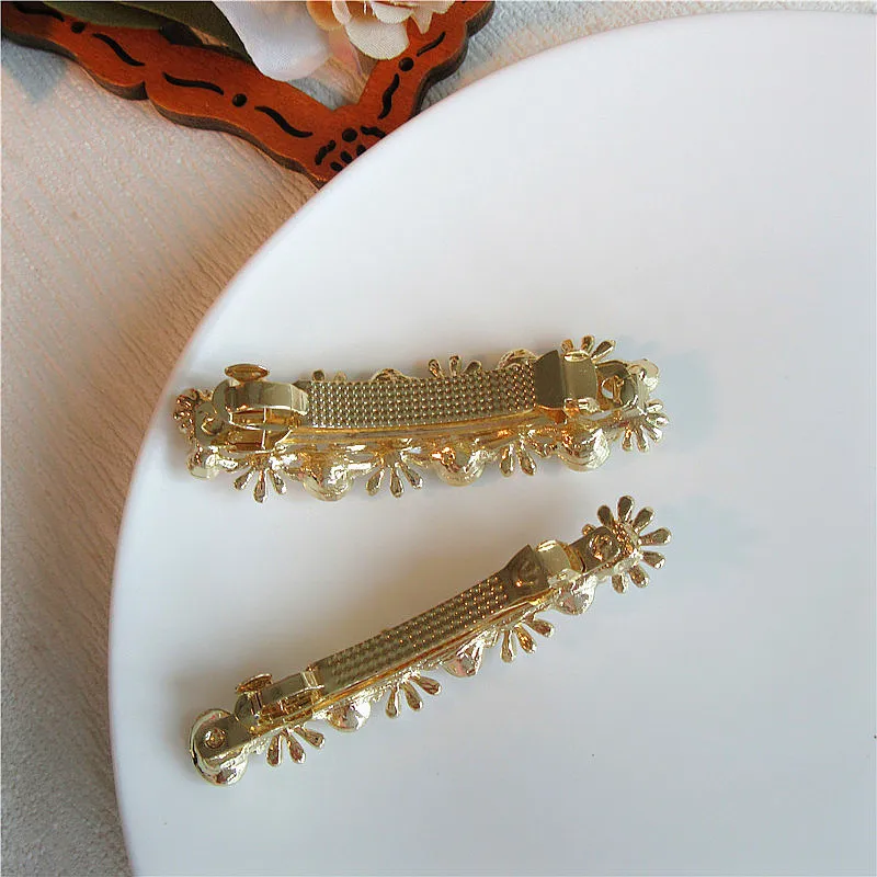 Fashion Shiny Rhinestone Hair Clips Cute Sweet Metal Flower Spring Clips Hair Accessories For Women Girl Hairgrip Headwear
Fashion Shiny Rhinestone Hair Clips Cute Sweet Metal Flower Spring Clips Hair Accessories For Women Girl Hairgrip Headwear