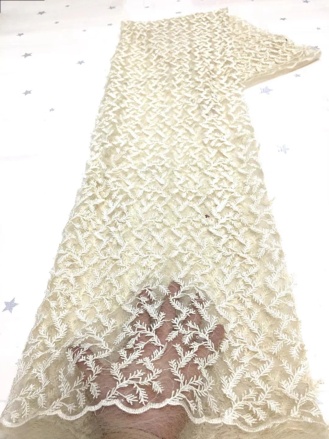 African Seuqins Lace Fabric 2021 Embroidered French Nigerian Lace Fabric High Quality Lace For Party
African Seuqins Lace Fabric 2021 Embroidered French Nigerian Lace Fabric High Quality Lace For Party