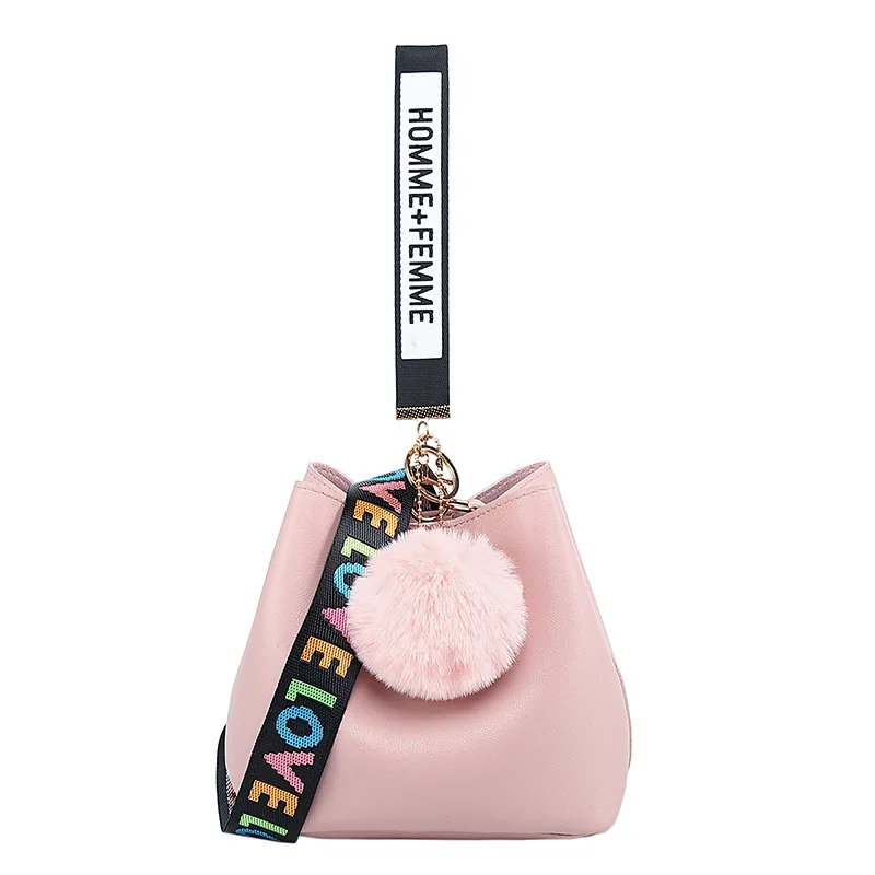 2021 New Winter Women's Decoration Bucket Solid Color Simple Hair Ball Bucket Bag Handbag Women Bags Designer Bolsa Feminina Sac
2021 New Winter Women's Decoration Bucket Solid Color Simple Hair Ball Bucket Bag Handbag Women Bags Designer Bolsa Feminina Sac