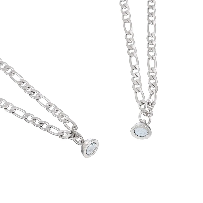 2pcs/Set Couple Pendant Magneticf Necklace Infinite Love Coupling Magnetic Clasp Chain Necklaces for Women Men Fashion Jewelry
2pcs/Set Couple Pendant Magneticf Necklace Infinite Love Coupling Magnetic Clasp Chain Necklaces for Women Men Fashion Jewelry