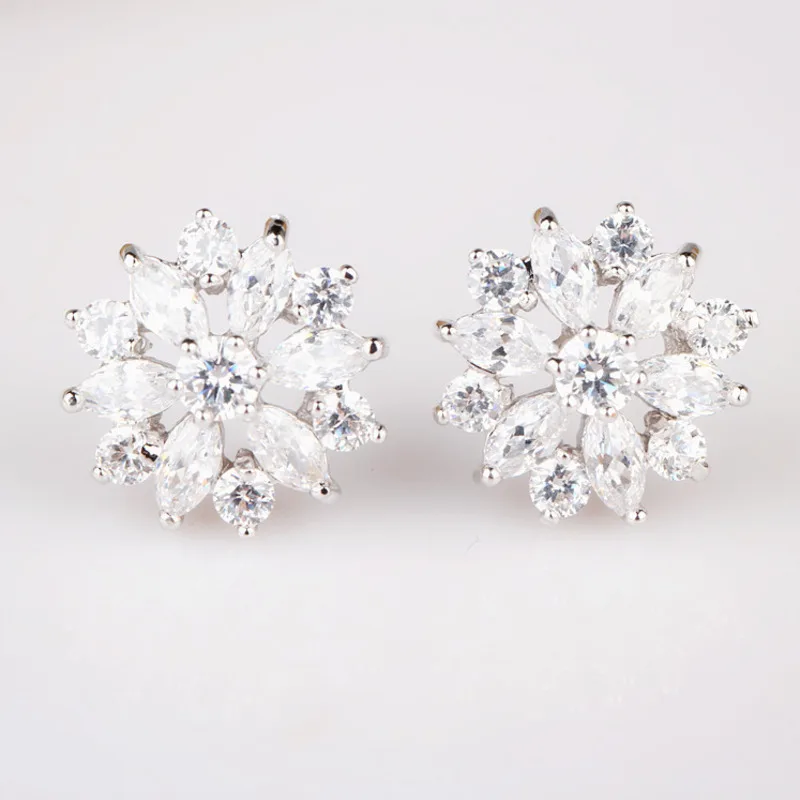Aneis Bagues 4 Colors Lovely Heart CZ Stud Earrings 925 Sterling Silver Earrings For Women Girl Korean Earrings Fashion Jewelry 
Aneis Bagues 4 Colors Lovely Heart CZ Stud Earrings 925 Sterling Silver Earrings For Women Girl Korean Earrings Fashion Jewelry
