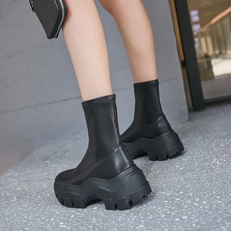 Rizabina Real Leather Woman Ankle Boots Fashion Platform Thick Bottom Winter Shoes Woman Warm Casual Daily Footwear Size 34-39
Rizabina Real Leather Woman Ankle Boots Fashion Platform Thick Bottom Winter Shoes Woman Warm Casual Daily Footwear Size 34-39