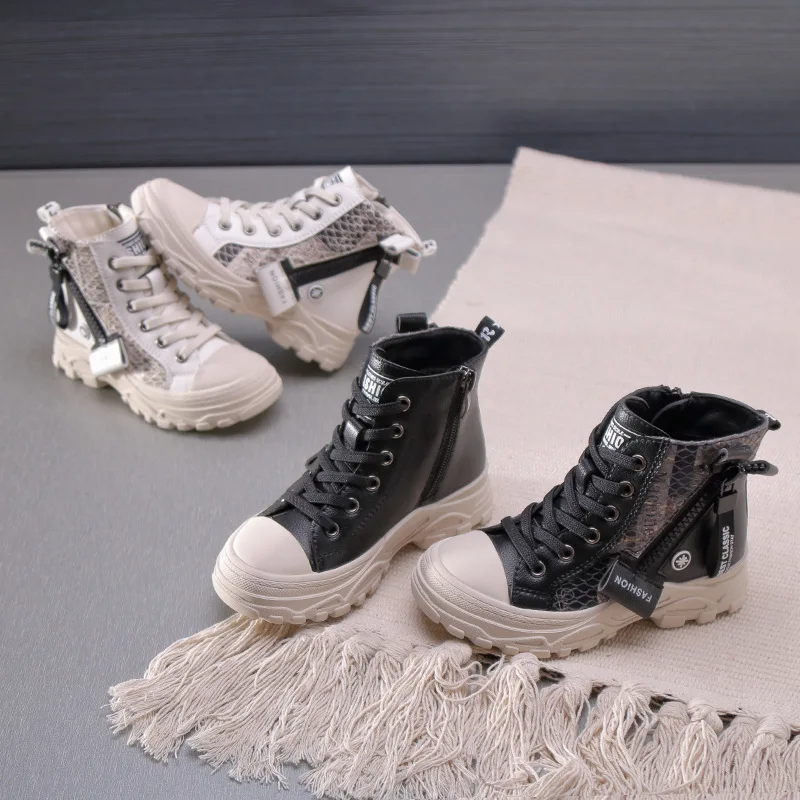 2020 autumn and winter new high-top children's shoes thick-soled non-slip wear-resistant Martin boots soft-sole casual shoes
2020 autumn and winter new high-top children's shoes thick-soled non-slip wear-resistant Martin boots soft-sole casual shoes
