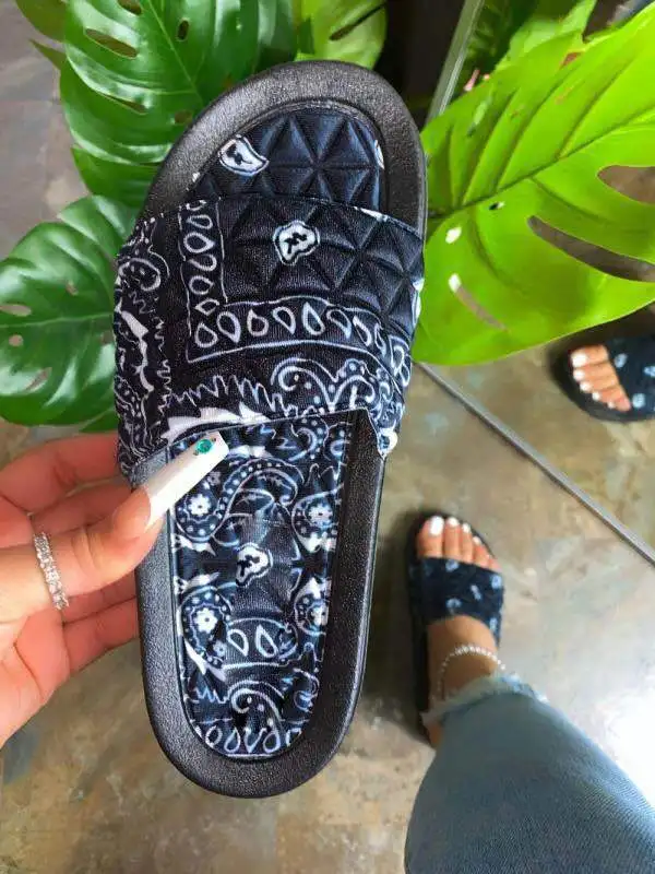 Slides Women Cool Graffiti Slippers Women Home Women's Summer Sandals Red Blue Black Tie Dye Footwear
Slides Women Cool Graffiti Slippers Women Home Women's Summer Sandals Red Blue Black Tie Dye Footwear