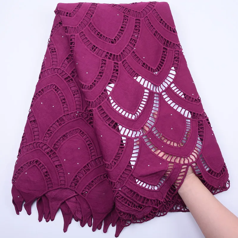 onion latest african guipure lace white water soluble chemical lace fabric,high quality african cord lace for sewing garment
onion latest african guipure lace white water soluble chemical lace fabric,high quality african cord lace for sewing garment