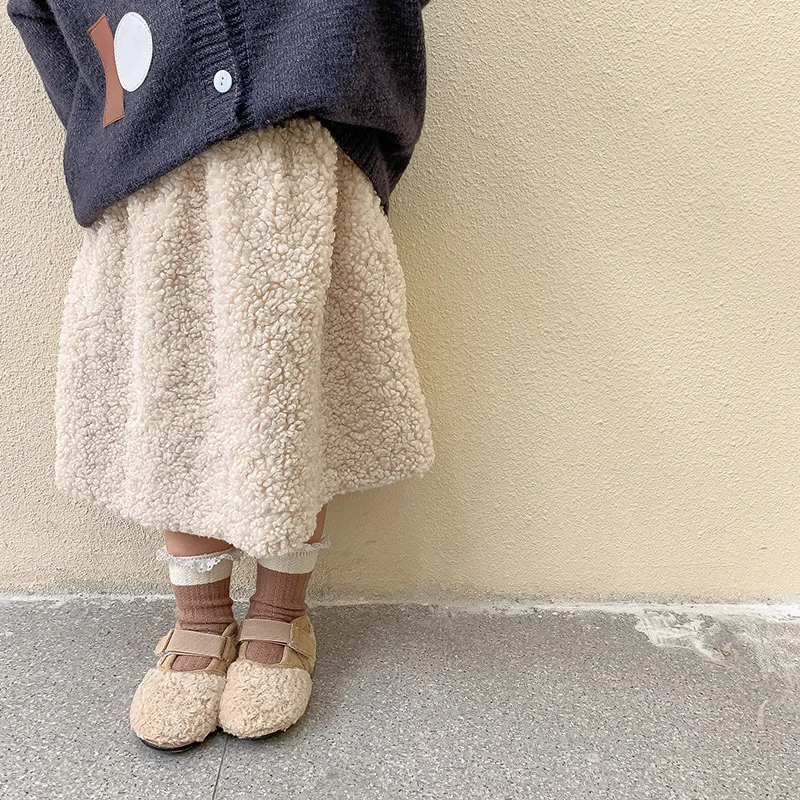 Autumn Winter Fashion Lamb Wool Skirts for Baby Girls Thick Casual All-match Skirt
Autumn Winter Fashion Lamb Wool Skirts for Baby Girls Thick Casual All-match Skirt