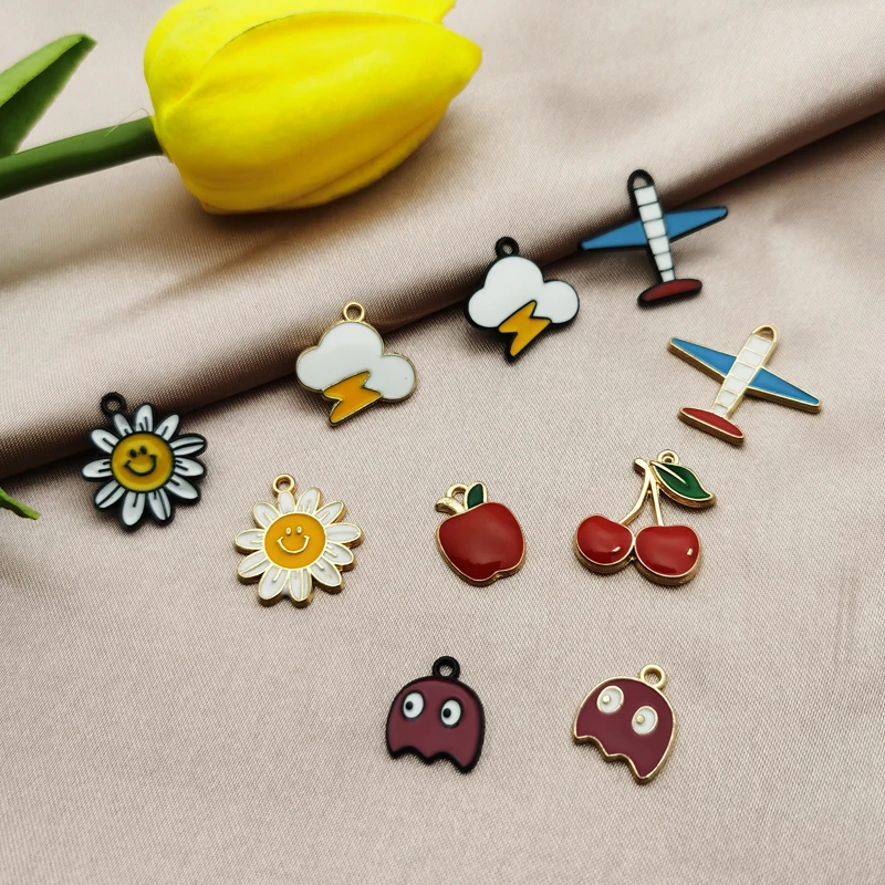 10pcs Cute Cherry Lightning Aircraft Ghost Daisy Enamel Alloy Charms Pendants Fit for Jewelry Earrings Bracelet DIY Accessories
10pcs Cute Cherry Lightning Aircraft Ghost Daisy Enamel Alloy Charms Pendants Fit for Jewelry Earrings Bracelet DIY Accessories