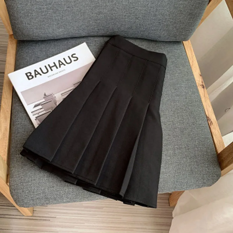 Women Skirt 2021 High Waist Preppy Style Student Pleated Skirts Female Cute Sweet Girls Mini Skirt Summer Women Skirts
Women Skirt 2021 High Waist Preppy Style Student Pleated Skirts Female Cute Sweet Girls Mini Skirt Summer Women Skirts