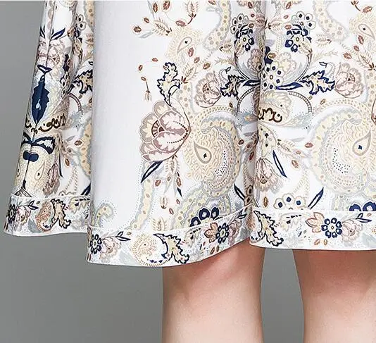 Fashion Designer Summer Autumn Runway Dress Women Short Sleeve Turn-down Collar Floral Print Shirt Dresses
Fashion Designer Summer Autumn Runway Dress Women Short Sleeve Turn-down Collar Floral Print Shirt Dresses