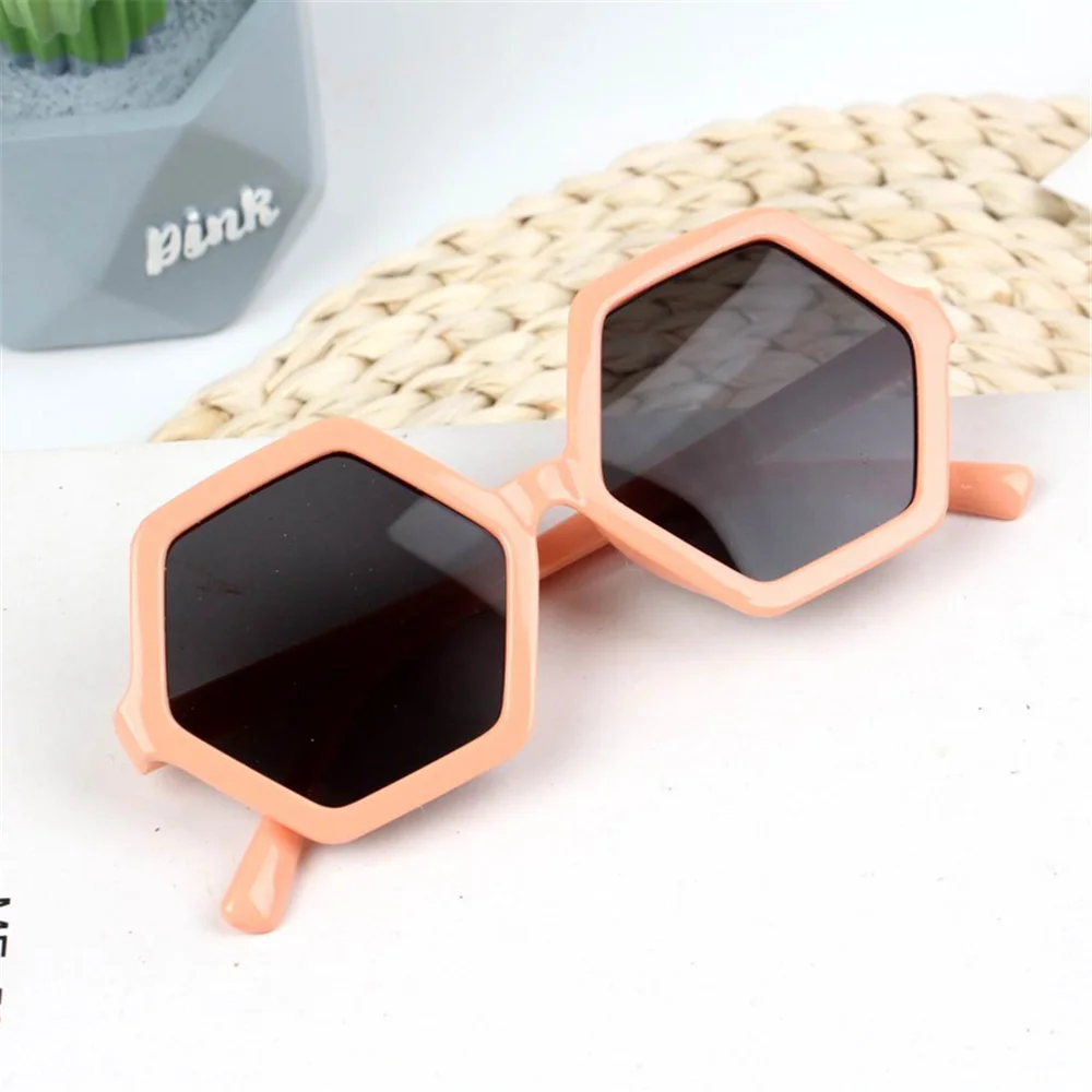 Kids Stylish Rhombus Sunglasses Vintage Girls Cute Sun Glasses Party Eyewear Shades Lovely Children Students Gift
Kids Stylish Rhombus Sunglasses Vintage Girls Cute Sun Glasses Party Eyewear Shades Lovely Children Students Gift