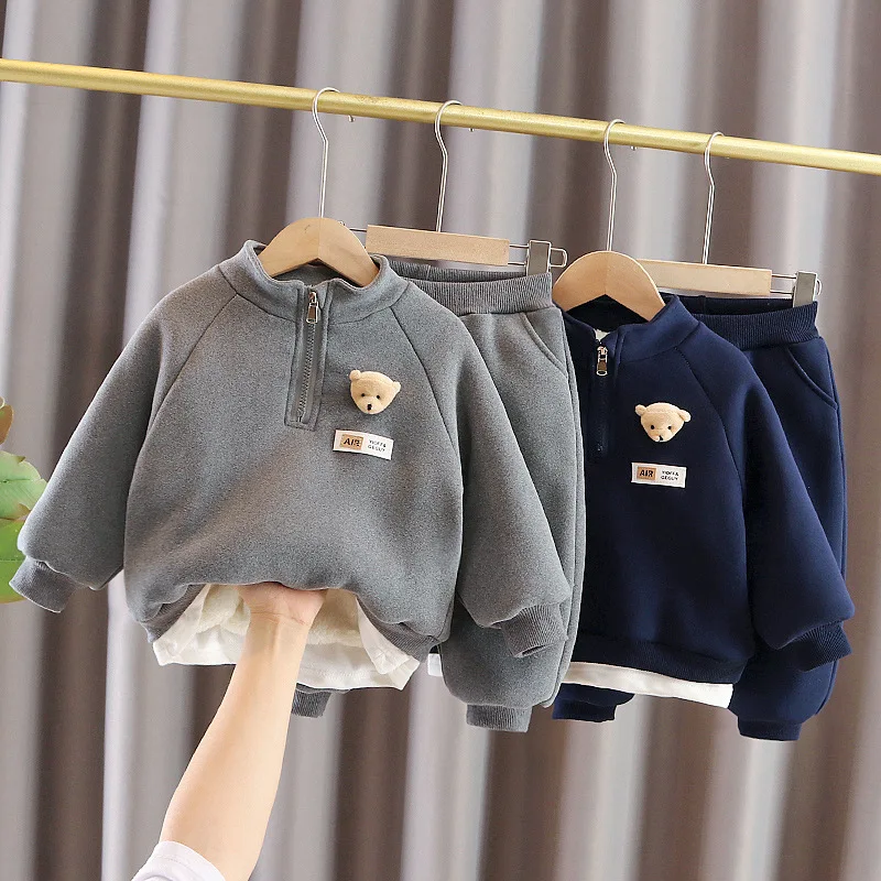 Winter Fashion Baby Girl Clothes New Children Boy Cotton Letter Thicken Coat Pants 2Pcs/set Clothing Infant Tracksuits 0-5 Years
Winter Fashion Baby Girl Clothes New Children Boy Cotton Letter Thicken Coat Pants 2Pcs/set Clothing Infant Tracksuits 0-5 Years