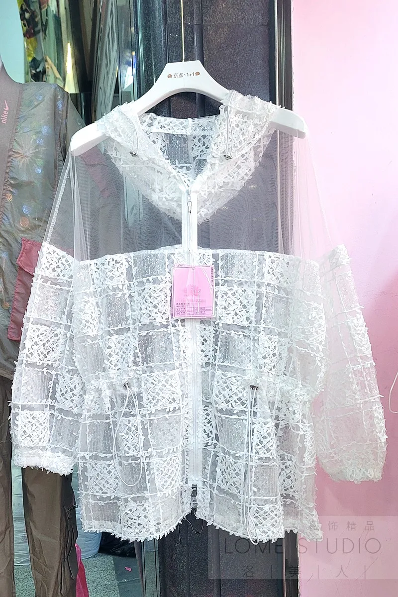 Women Long Sleeve White Jacket 2021 Summer New Zipper Hooded Loose Sun Protection Coat Female African Print Jacket
Women Long Sleeve White Jacket 2021 Summer New Zipper Hooded Loose Sun Protection Coat Female African Print Jacket