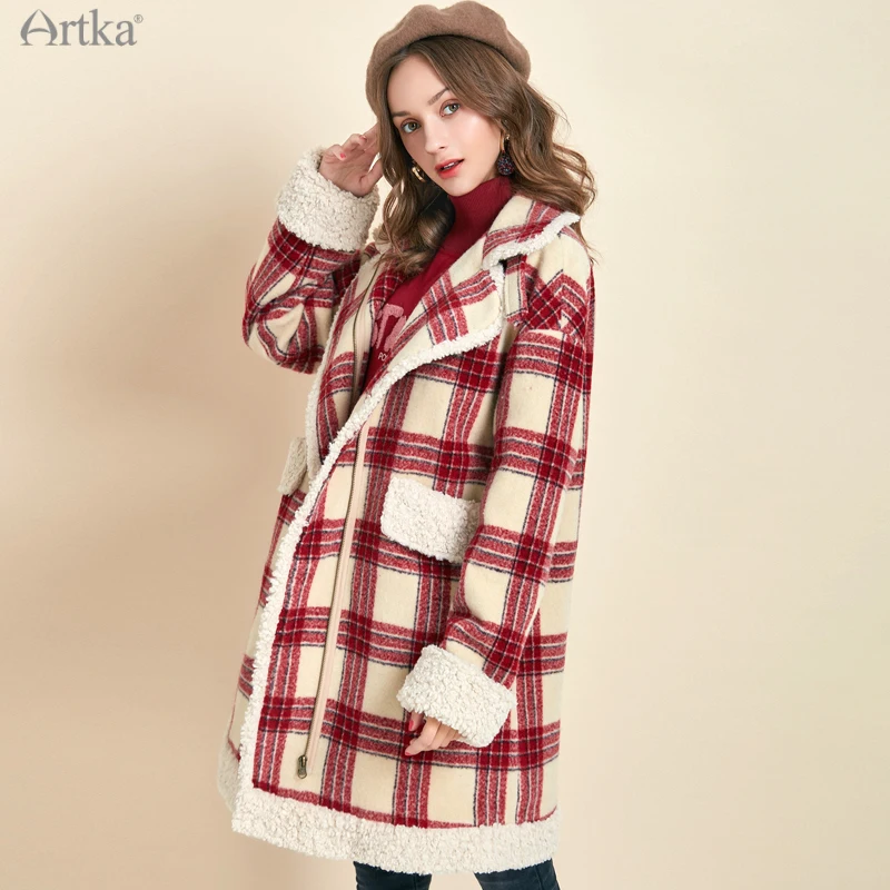 ARTKA 2020 Winter New Women Woolen Coat Vintage Red Plaid Thicken Warm Woolen Coat Lambswool Patchwork Long Outerwear FA10199D
ARTKA 2020 Winter New Women Woolen Coat Vintage Red Plaid Thicken Warm Woolen Coat Lambswool Patchwork Long Outerwear FA10199D
