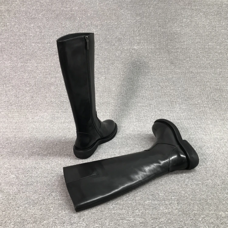 2020 Autumn new low heel boots Women's genuine leather shoes chunky heel side zip long boots flat riding boots
2020 Autumn new low heel boots Women's genuine leather shoes chunky heel side zip long boots flat riding boots