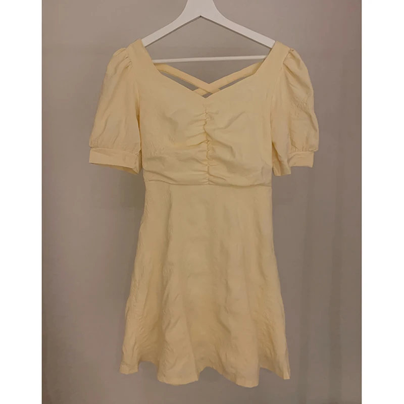 Light Yellow V-neck Puff Sleeve Chiffon Dress Summer 2021 Popular New Backless Super Mori Waist-Controlled Skirt
Light Yellow V-neck Puff Sleeve Chiffon Dress Summer 2021 Popular New Backless Super Mori Waist-Controlled Skirt