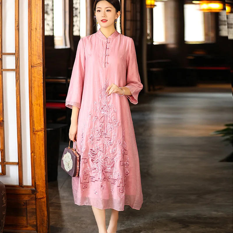 Early spring new women's dress Chinese style loose Chinese style embroidery improved cheongsam Hanfu one piece dress 99537
Early spring new women's dress Chinese style loose Chinese style embroidery improved cheongsam Hanfu one piece dress 99537