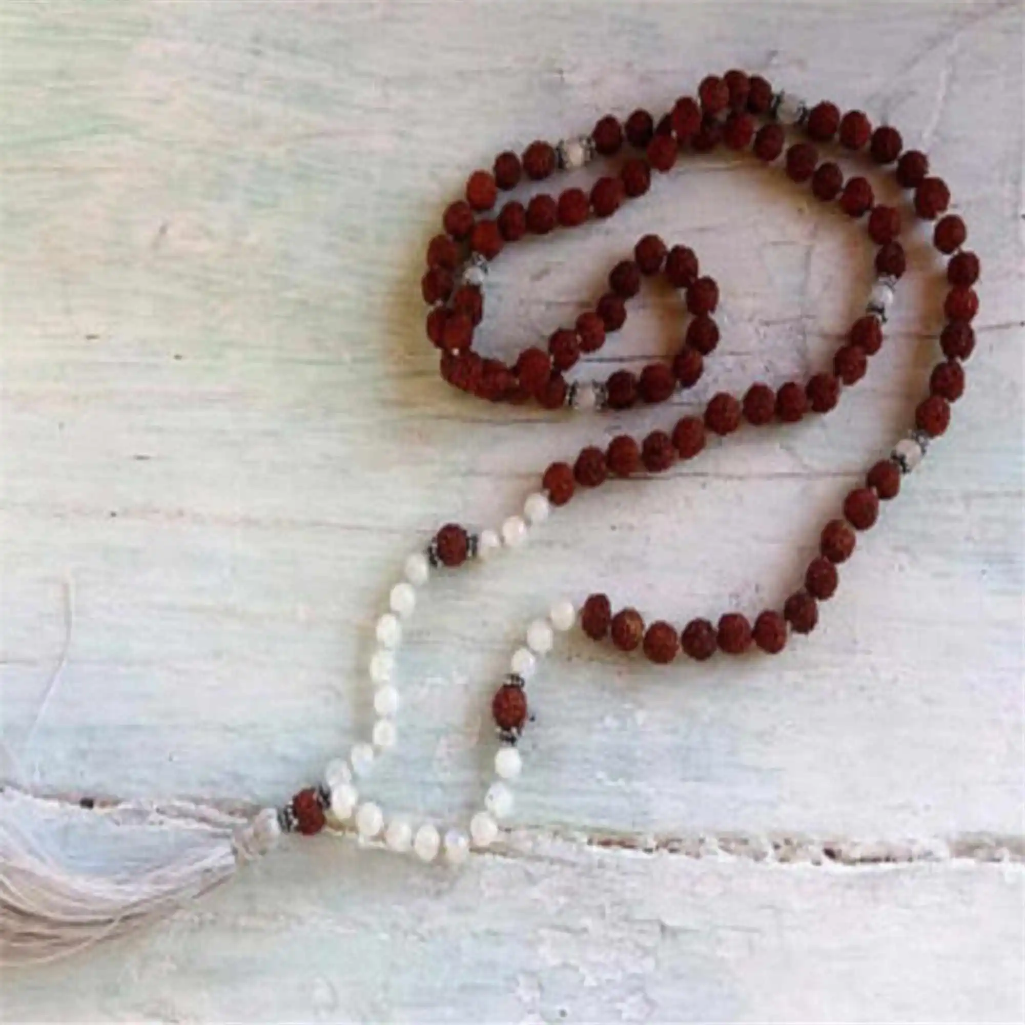 8mm Rudraksha Moonstone gemstone 108 beads Necklace Easter Diy Lucky Beaded Fancy Wristband Chic Restore Colorful Chain Elegant
8mm Rudraksha Moonstone gemstone 108 beads Necklace Easter Diy Lucky Beaded Fancy Wristband Chic Restore Colorful Chain Elegant