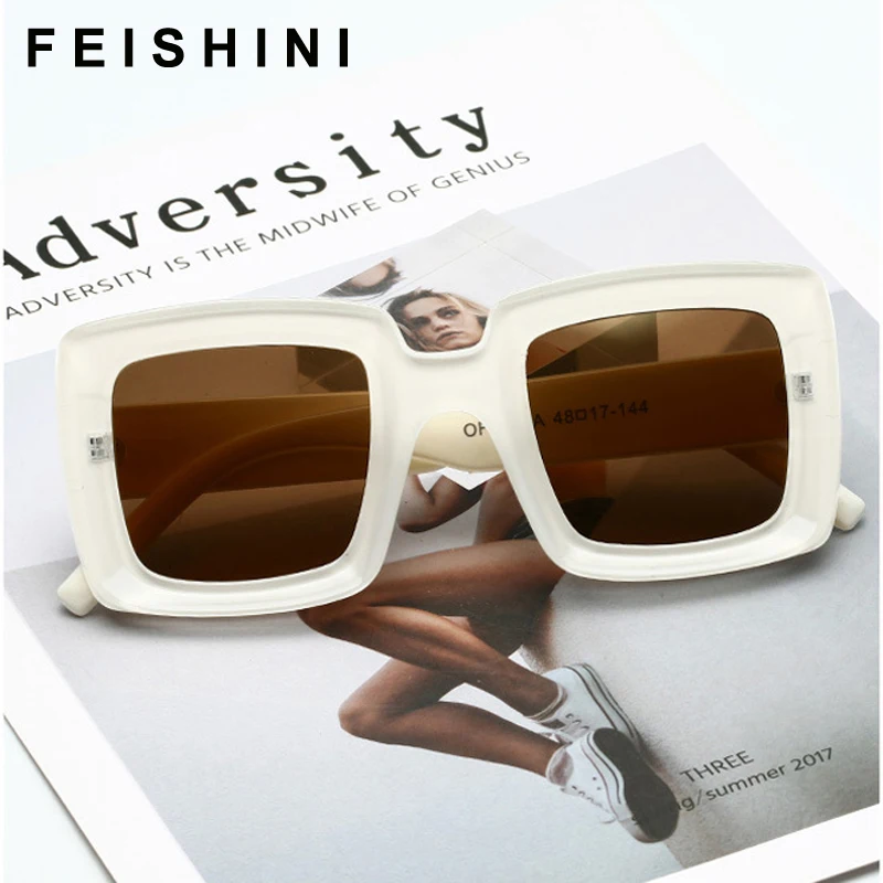 Feishini Fashion Oversized clear lens Sunglasses Women Luxury Brand Designer Original Quality Glasses Shades For Women Vintage
Feishini Fashion Oversized clear lens Sunglasses Women Luxury Brand Designer Original Quality Glasses Shades For Women Vintage