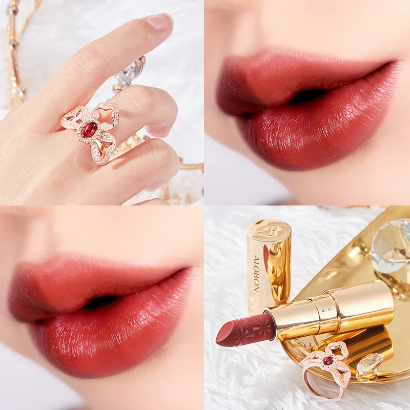 Luxury Diamond Lipstick Exquisit Matte Listicks High Pigment Vegan Creamy Lip Plumping Make Up For Valentine's Day Present
Luxury Diamond Lipstick Exquisit Matte Listicks High Pigment Vegan Creamy Lip Plumping Make Up For Valentine's Day Present