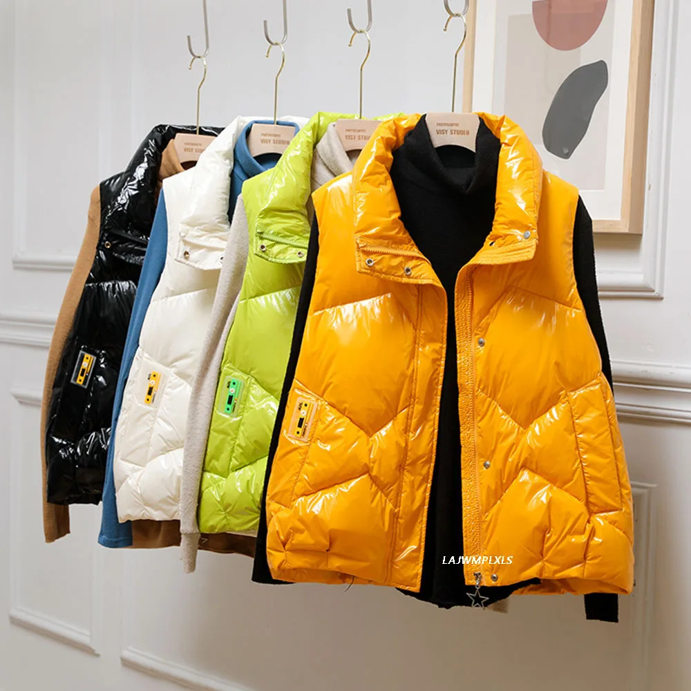 2022 New Autumn Winter Glossy 90% White Duck Down Jacket Women Ultra Light Warm Waistcoat Down Vest Female Sleeveless Coat Vest
2022 New Autumn Winter Glossy 90% White Duck Down Jacket Women Ultra Light Warm Waistcoat Down Vest Female Sleeveless Coat Vest
