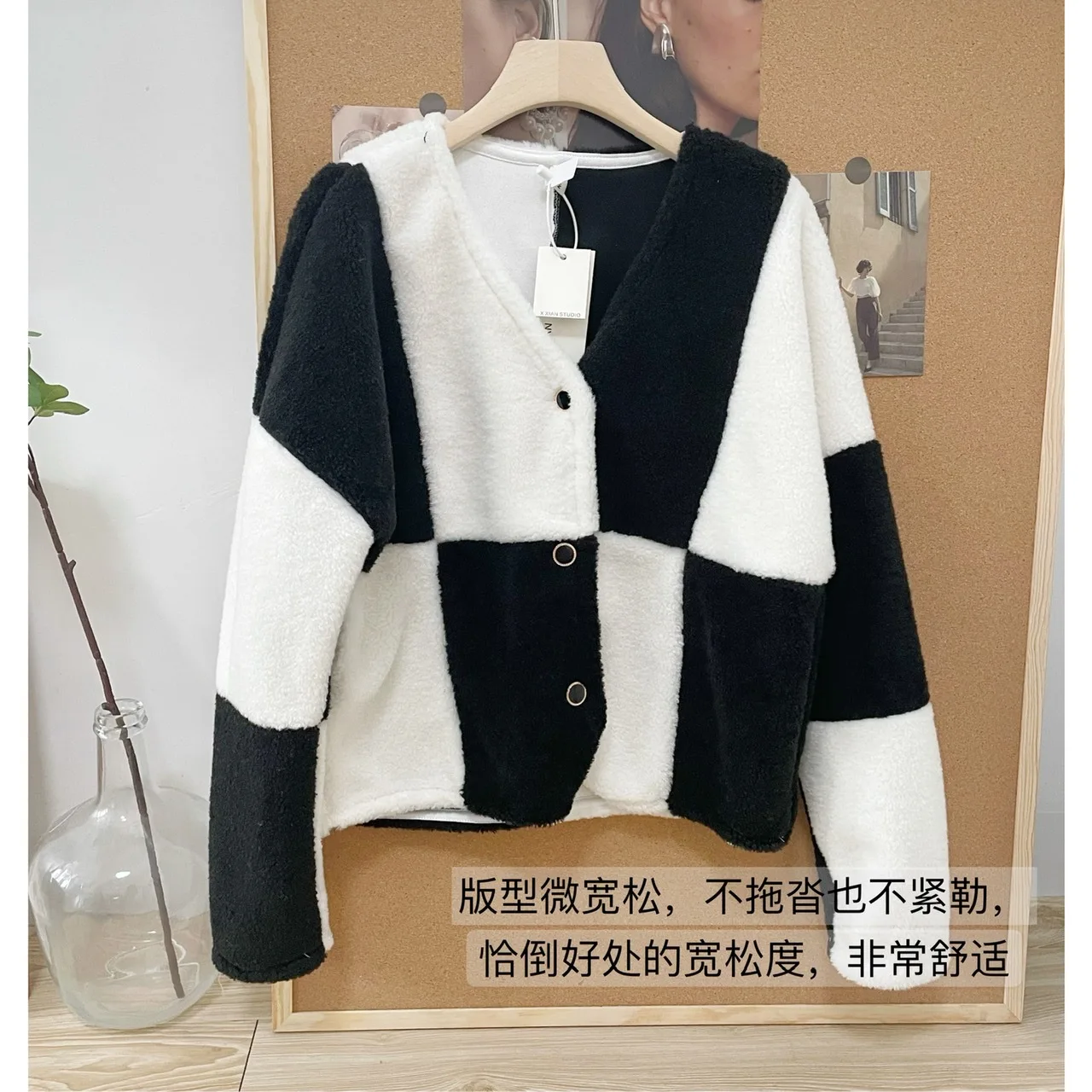Fashion Wool Coat Luxury Plaid Australian Sheep Woolen Faux Fur Outerwear Female New Arrive
Fashion Wool Coat Luxury Plaid Australian Sheep Woolen Faux Fur Outerwear Female New Arrive