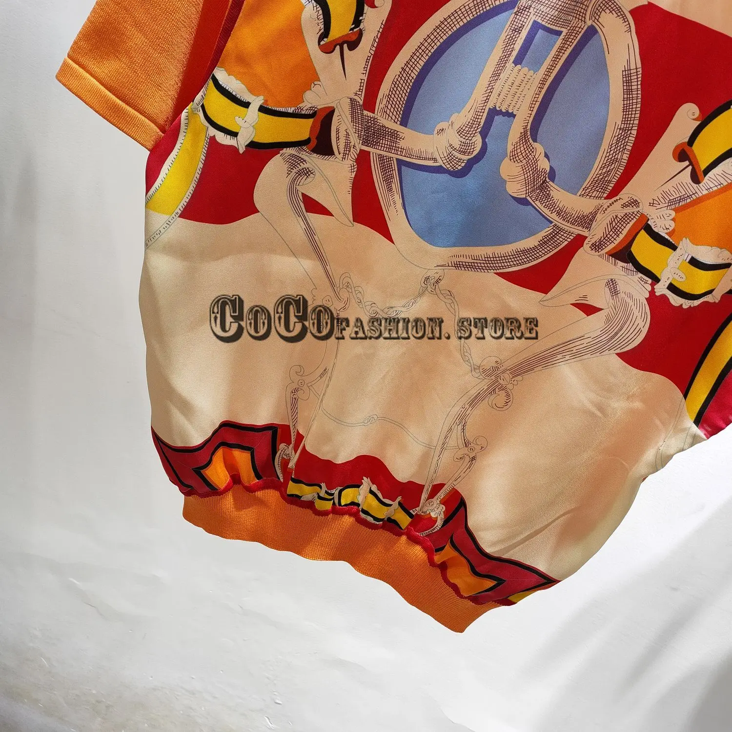 luxury design women 2021 summer spring branded short sleeve sexy tops classic print graphic t shirts knitted tee woman tshirts
luxury design women 2021 summer spring branded short sleeve sexy tops classic print graphic t shirts knitted tee woman tshirts